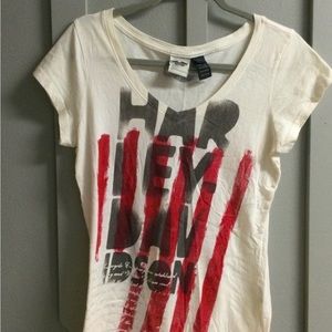 Harley Davidson V neck size M